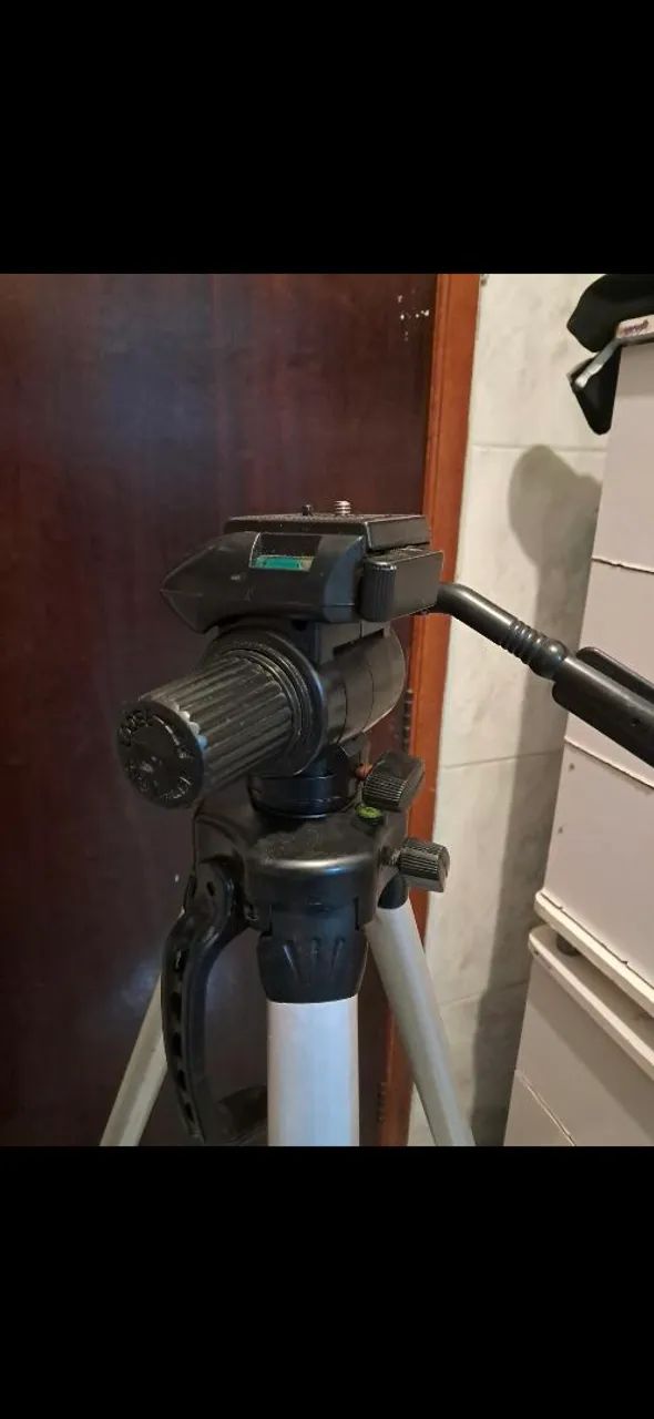 Tripé universal Tomate 