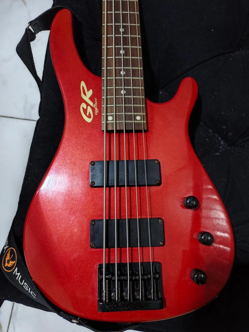 Baixo 5 cordas - Foto 4