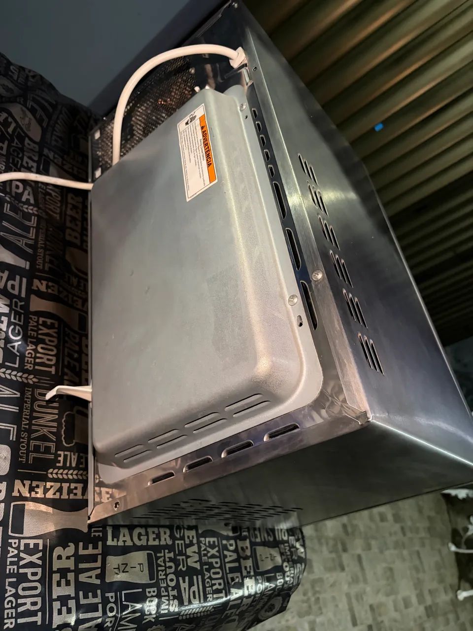 Microondas 28 litros inox  - Foto 4