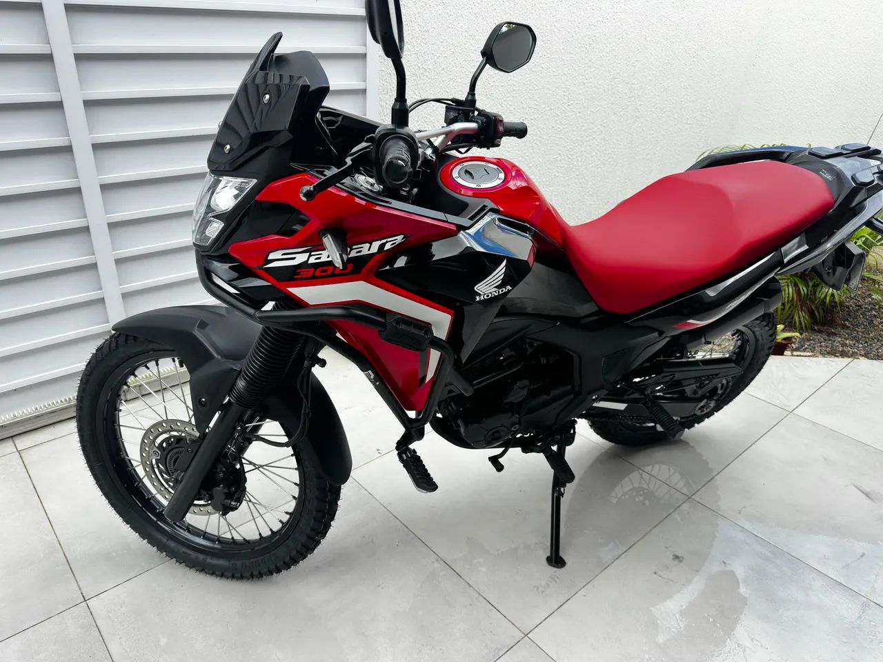 Sahara 300 