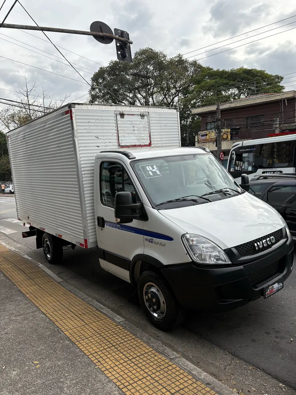 Iveco Daily Chassi 35s14 3.0 16V Diesel Mec. (e5) 2014 - Foto 2