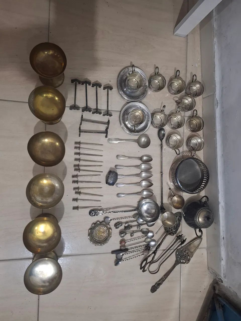 Antiguidades (prata e bronze)