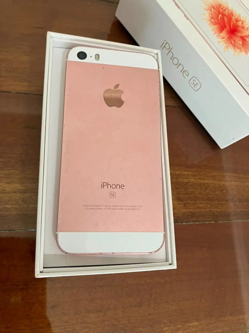 iPhone SE 1a Geração 64 GB Rosé - Caixa Original