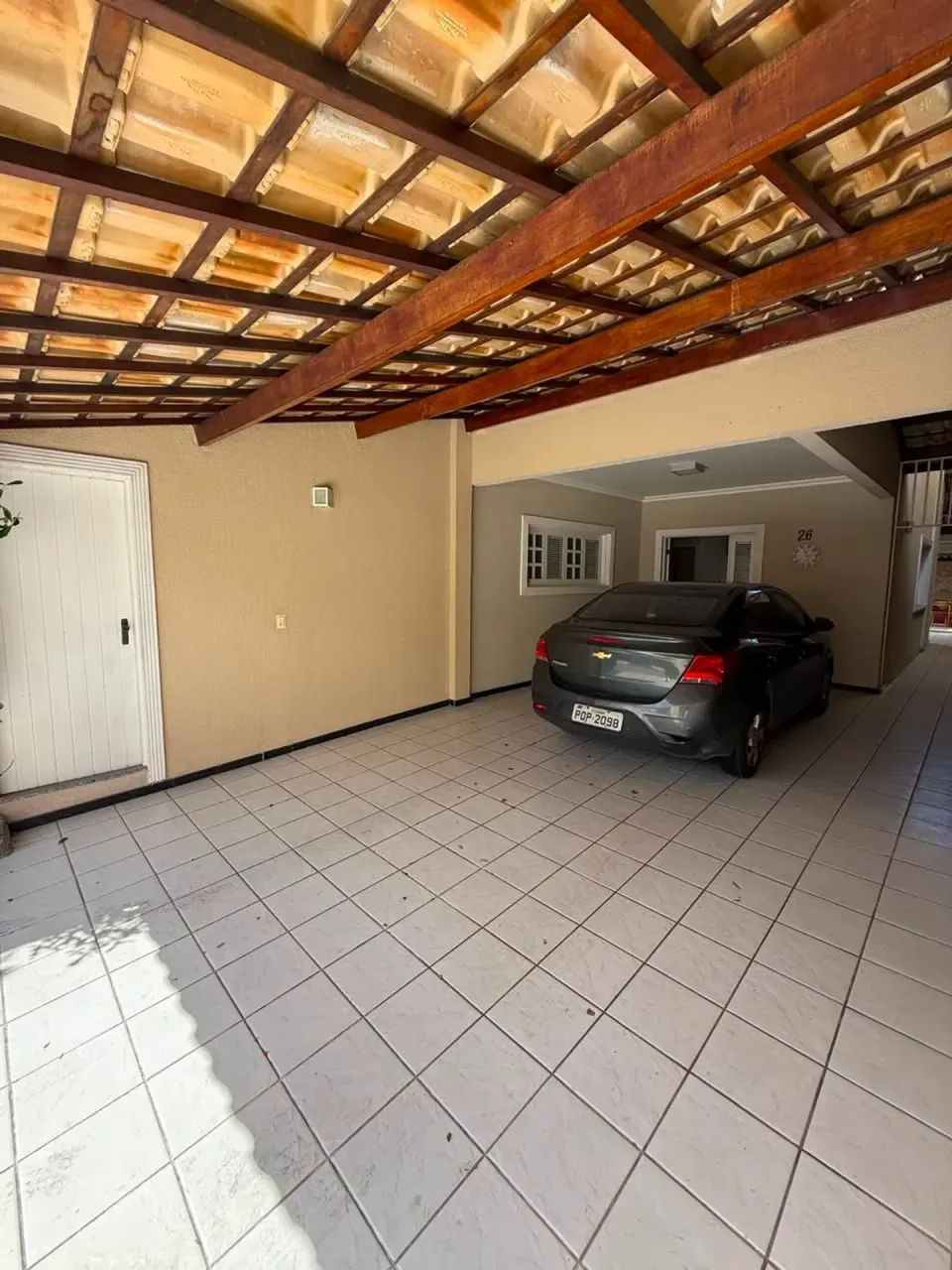 Casa em Condomínio com 220 m², 5 Quartos, 4 Suítes e 4 Vagas - Foto 2