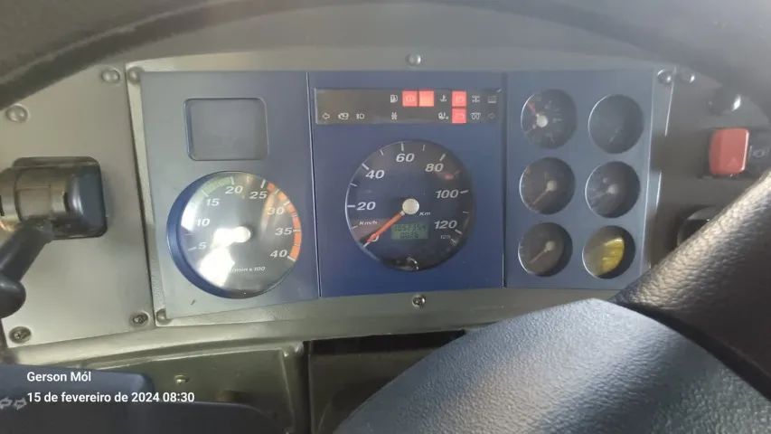 Vendo Motorhome Mundico. Montado em 2024, único dono.  - Foto 4