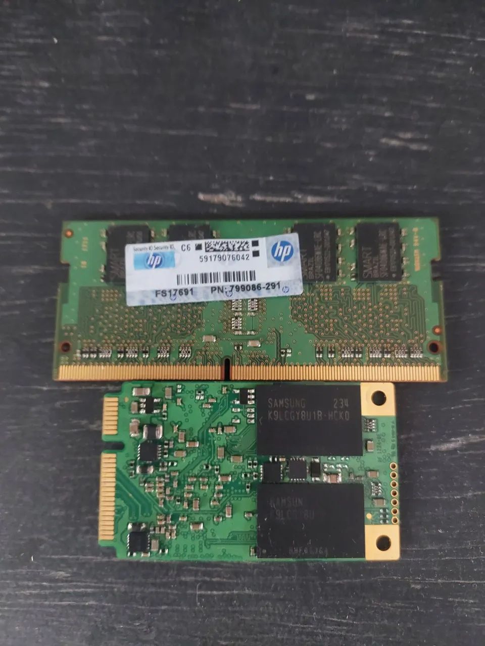 Memória ddr4 de 4G e ssd Msata 32G