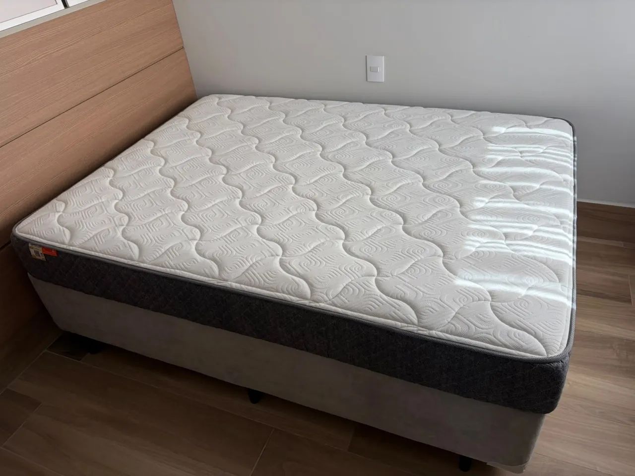 Cama casal box