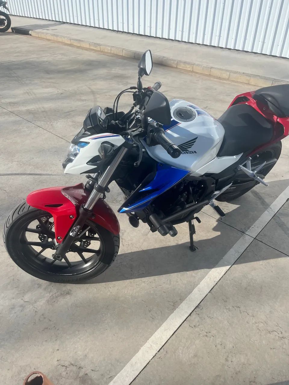 Vendo moto Cb. 500f