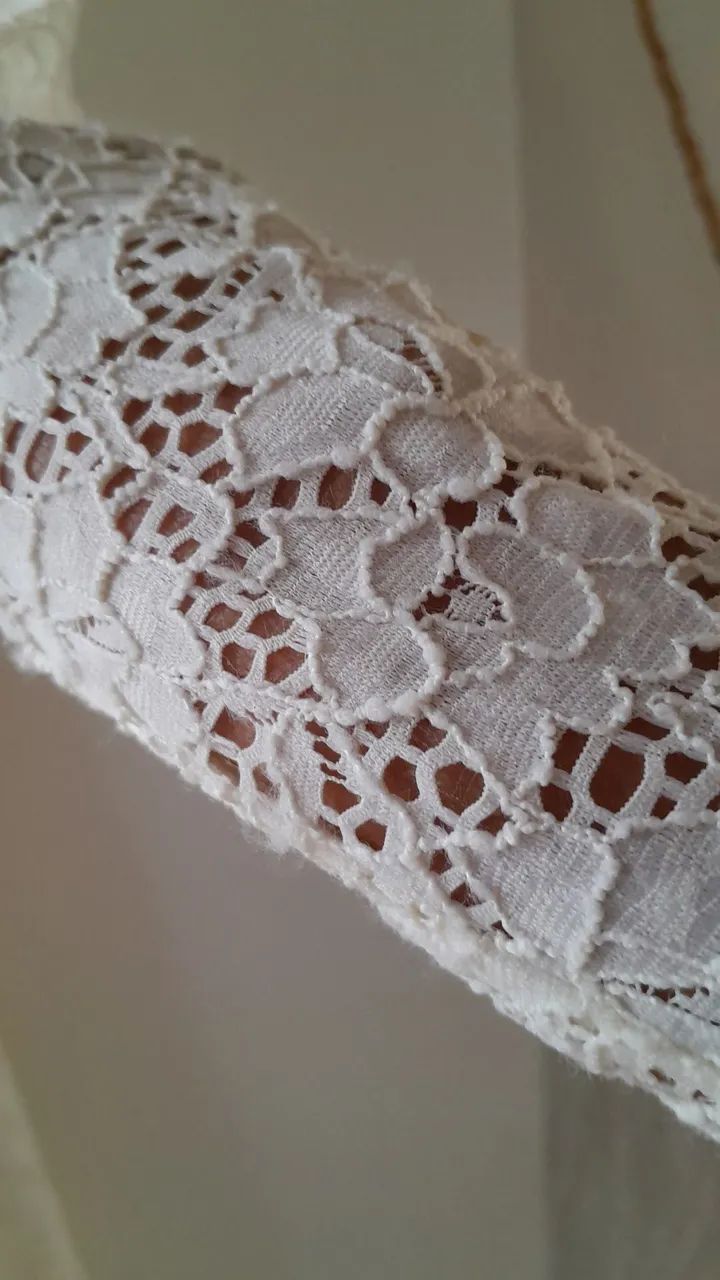 Vestido de Renda Tam:P. - Foto 2