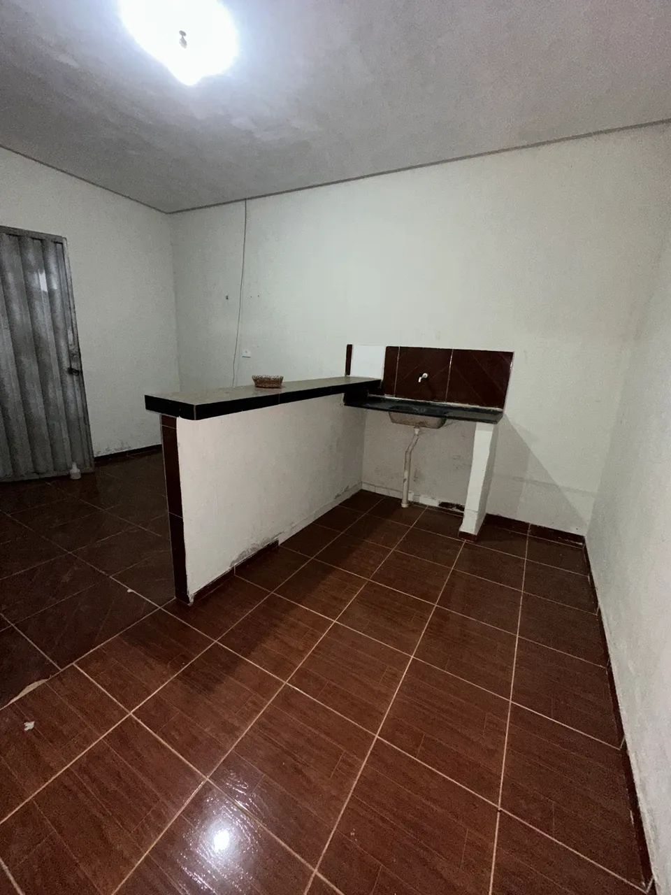 ALUGO KITNET EM CONDOMÍNIO 500,00  - Foto 2