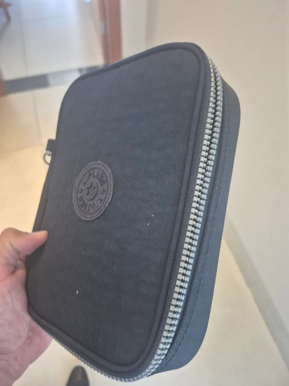 Estojo Kipling 100 Pens Preto Original - Bem Conservado