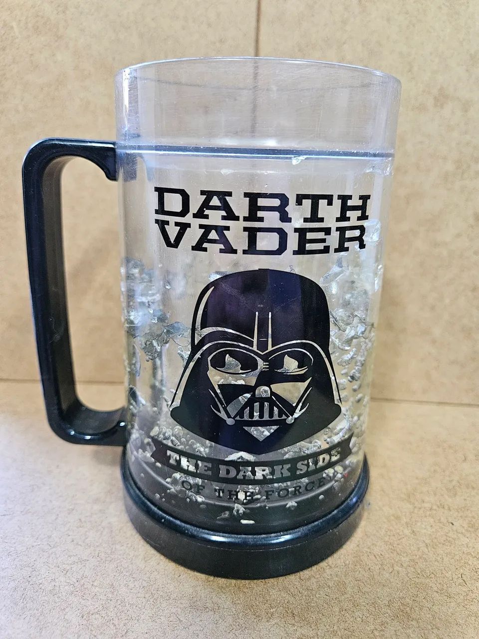 Caneca Darth Vader Star Wars gelada