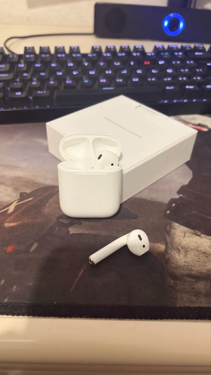 Apple AirPods 2ª Geração Original + Caixa - Excelente Estado