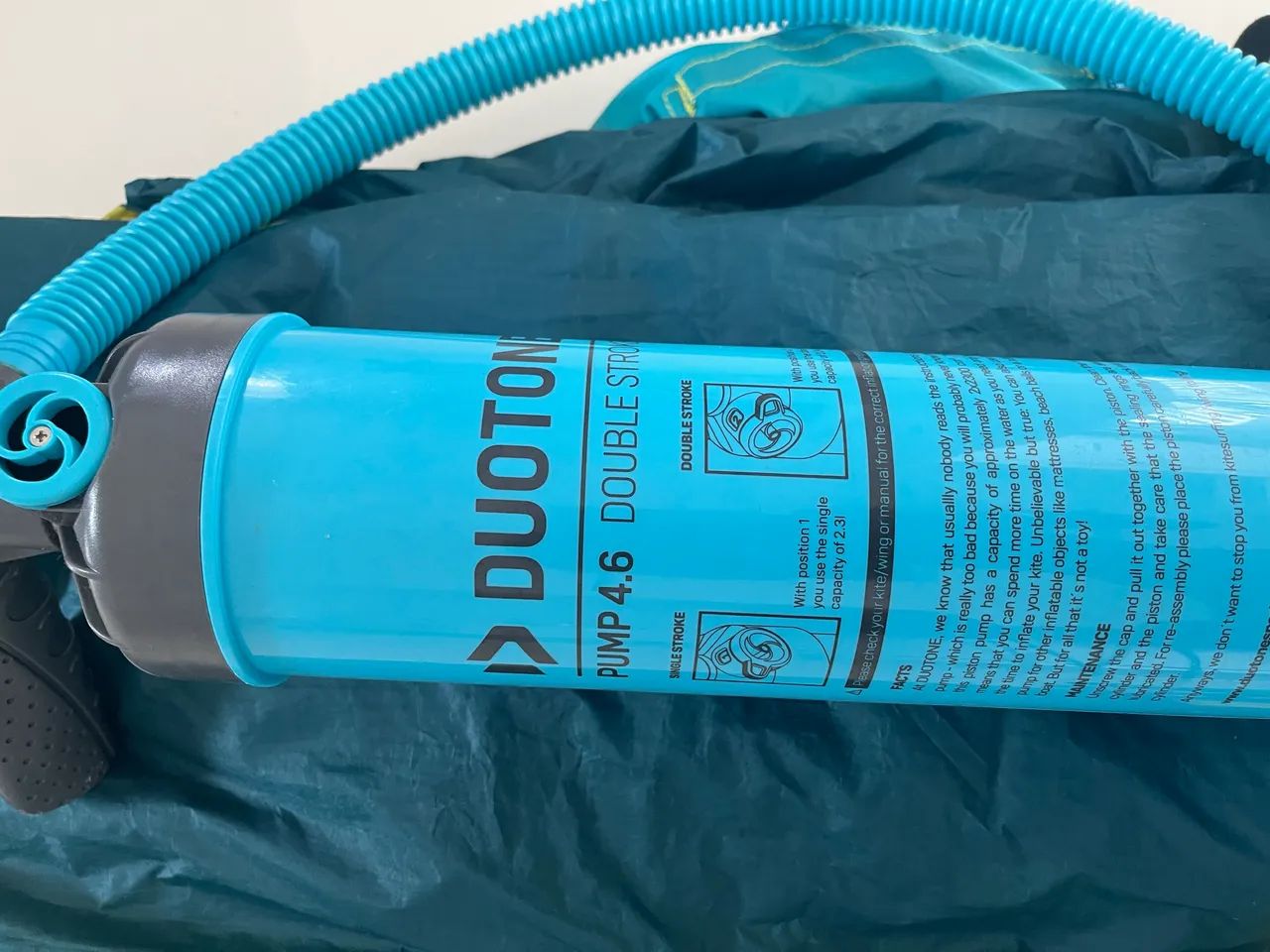 Bomba Duotone Kite Pump 4.6 L