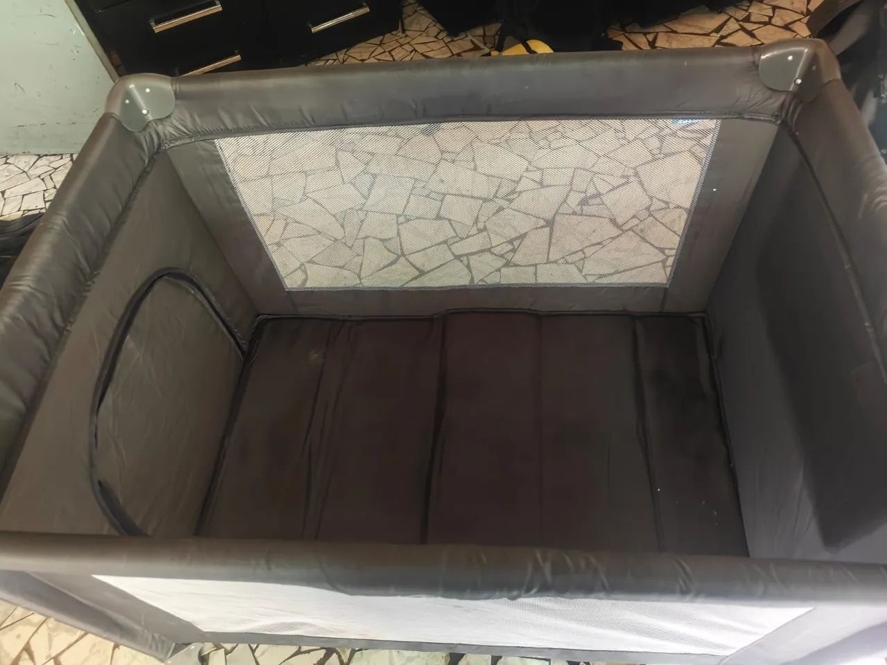 Vende se berço chiqueirinho 