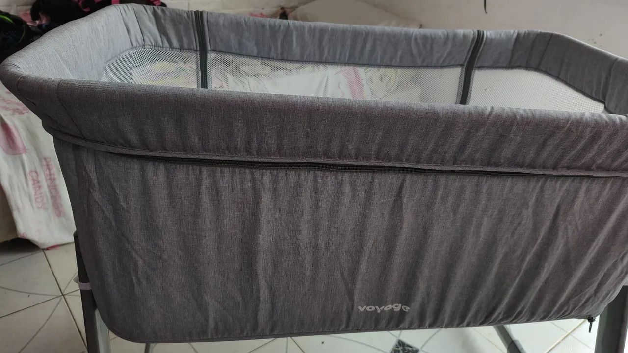Berço Co-Sleeper Voyage Link Cinza com Rodinhas  - Foto 4