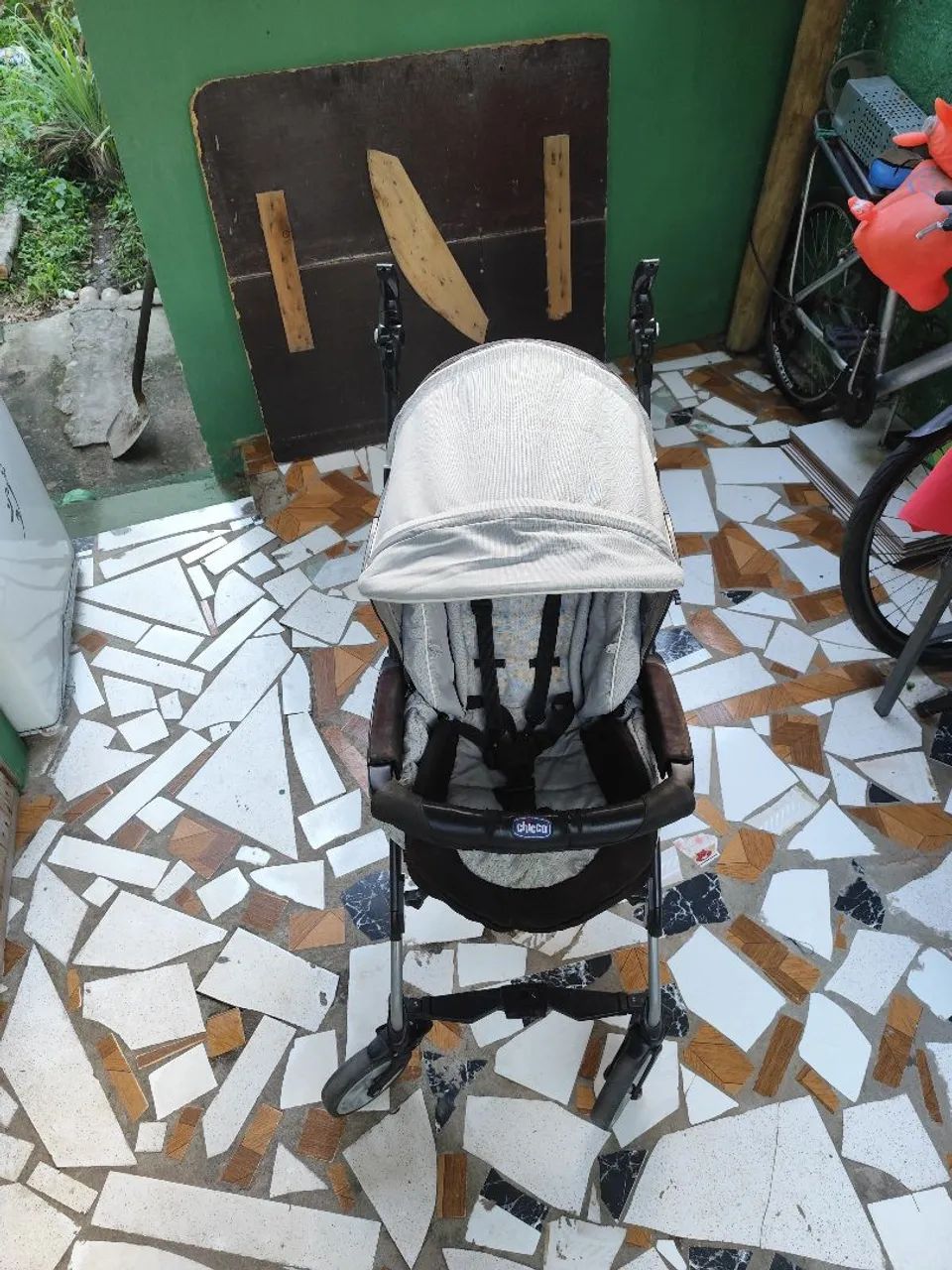 Vendo um carrinho de bebê com o Moisés  - Foto 3
