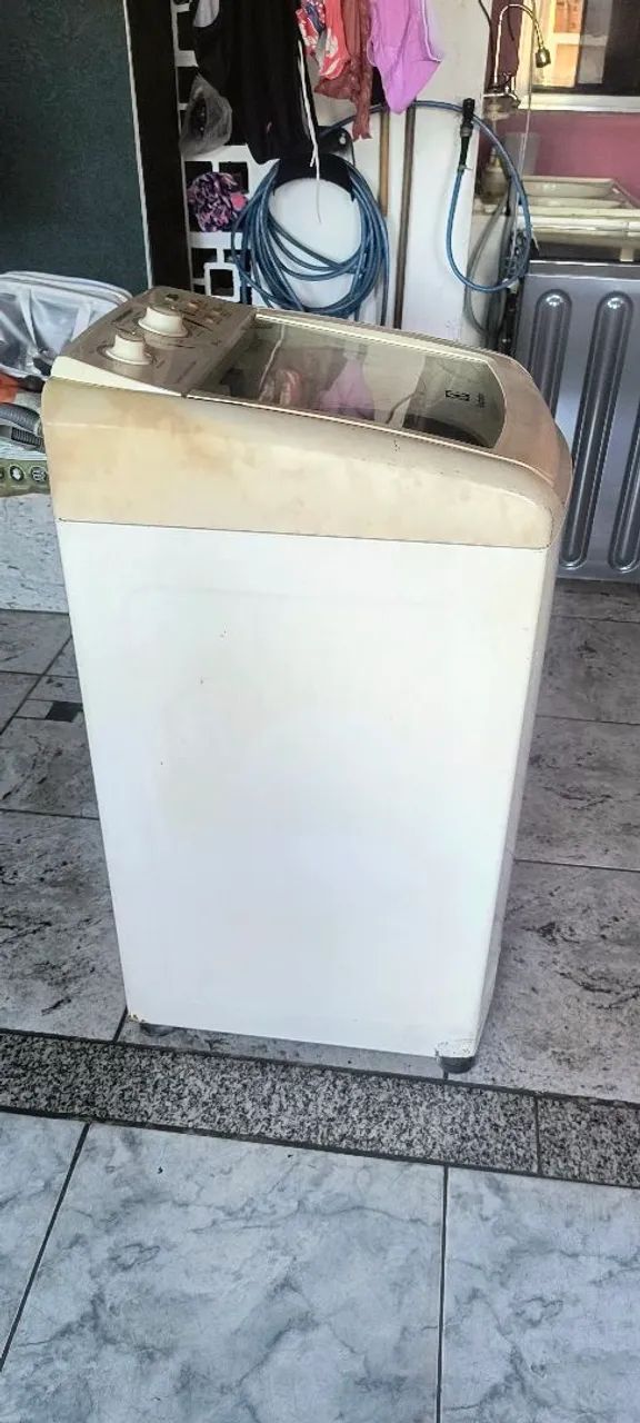 Máquina de lavar *Eletrolux* 