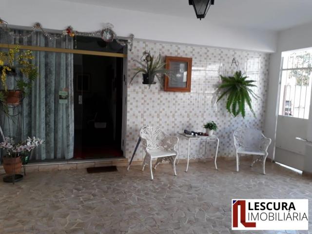 Casa + ponto comercial no centro