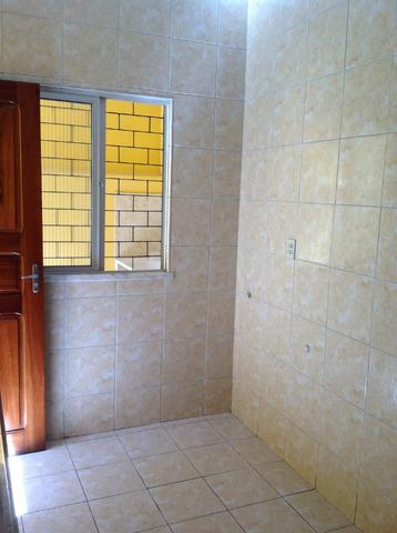 Duplex na Parquelândia com 6 quartos (3 suítes) e 3 vagas, para locação comercial - Foto 16