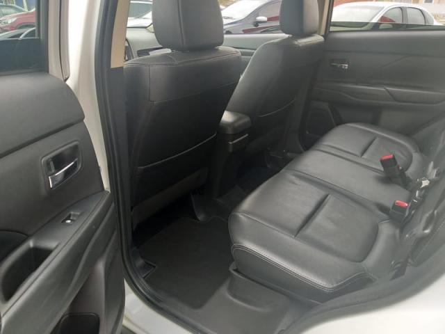 MITSUBISHI OUTLANDER 2.0 16V 160CV 2016 - Foto 13