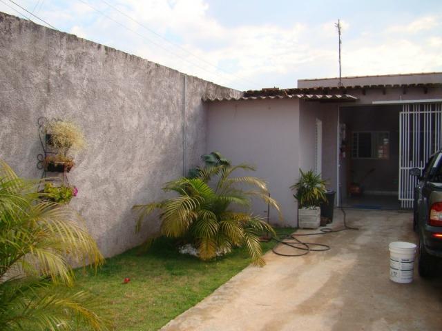 QNM 25 Ceilândia Sul Casa 3 quartos com suíte - Foto 3