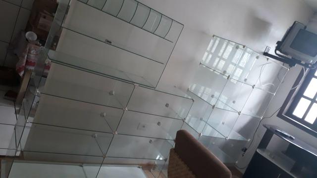 3 vitrines + mesa de vidro - Foto 6