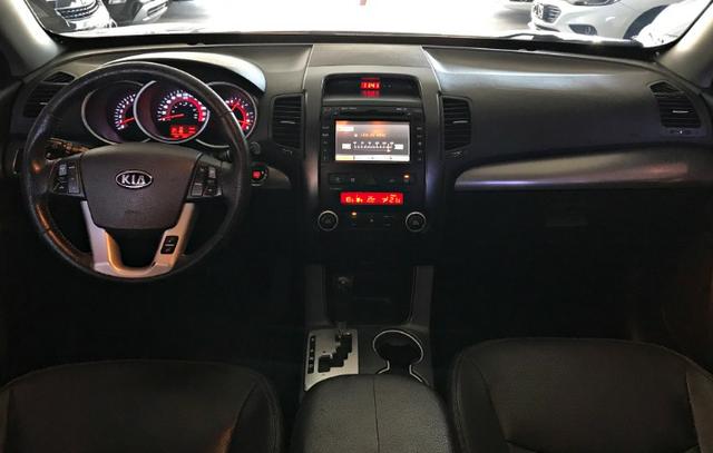 Kia Sorento EX2 3.5 4X4 C/Teto Solar. Prata 2012/2013 - Foto 6