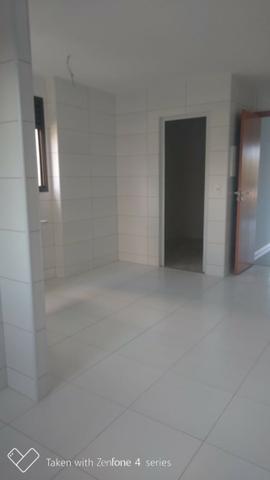 Apartamento térreo jardim C/ piscina privativa 4 suítes cond paradiso reserva do paiva - Foto 3