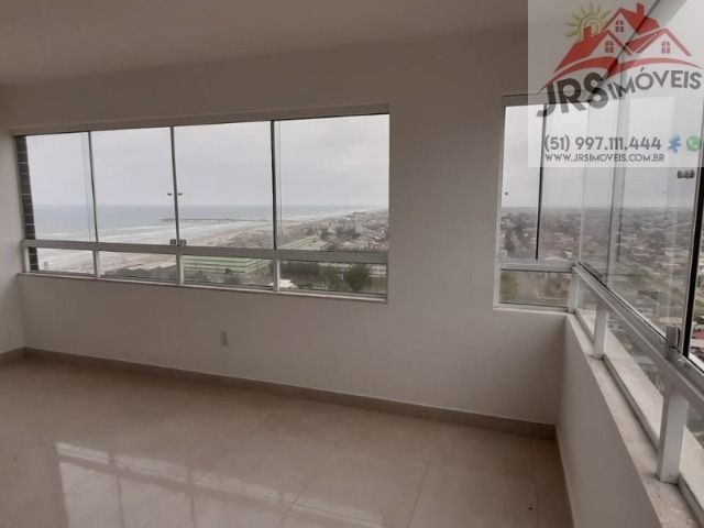 Maravilhoso apto com 02 dorm (01 suite), amplo, com vista pro mar - Foto 2