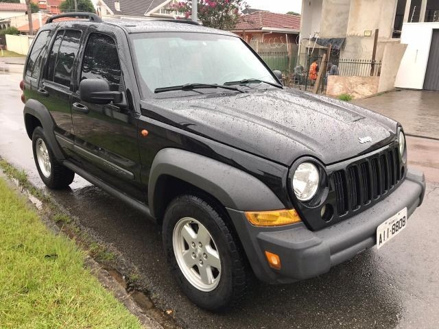 Jeep Cherokee sport v6 2007