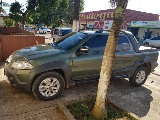 '' Oportunidade, Strada Adventure Cabine Dupla 1.8 Automática Flex 2013/2013, completa. '' - Foto 3