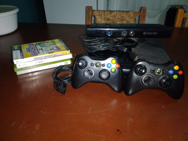 VENDO XBOX360 SEMI- NOVO COM KINECT - Foto 6