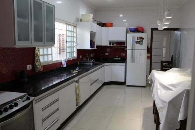 Casa a venda no Bairro Colinos, 3 dorm, churras, em Três Lagoas