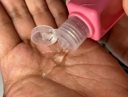 (NOVO) Porta álcool em gel - Foto 4