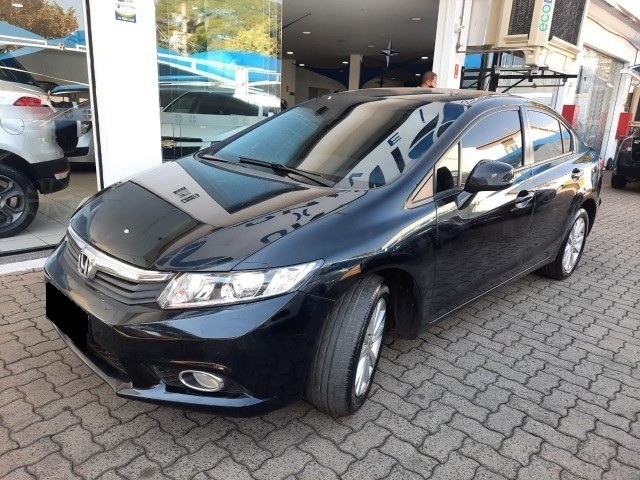 HONDA CIVIC SEDAN LXS 1.81.8 FLEX 16V AUT. 4P 2014