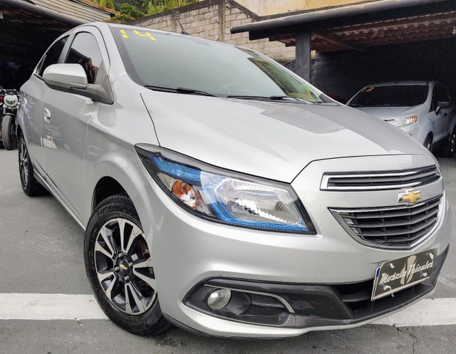 ONIX 1.4 LTZ COMPLETO 2014 / MY LINK / TROCO E FINANCIO