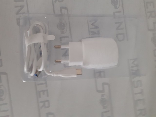 Kit carregador rápido de parede. Com 2 entradas usb. Cabo  com entrada tipo c.  Novo.  - Foto 2