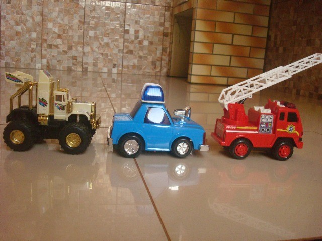 Brinquedos movido á pilha * - Foto 3