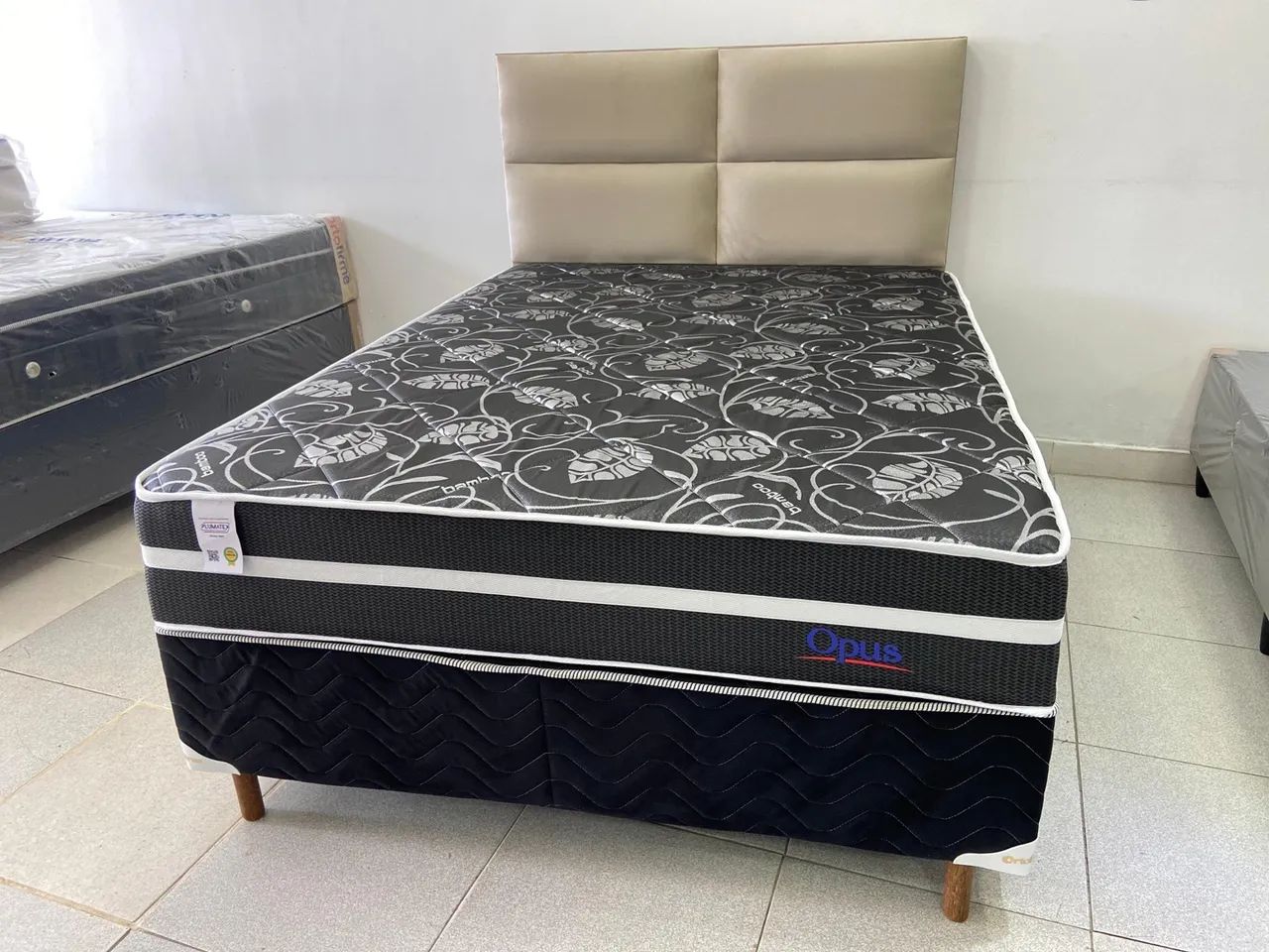 CAMA BOX CASA MOLAS ENSACADAS  