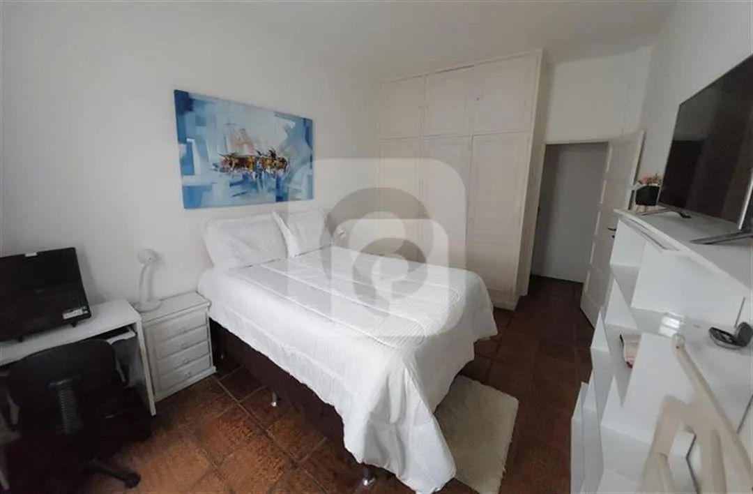 Gavea Apartamento frontal 2 quartos com armários