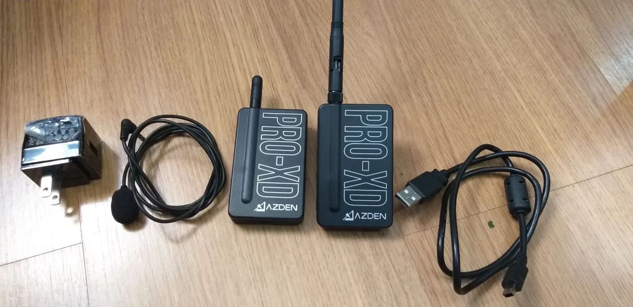 Microfone sem fio de lapela Azden Pro-XD