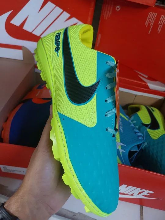 Chuteira Nike Society - Todos os tamanhos.  - Foto 3