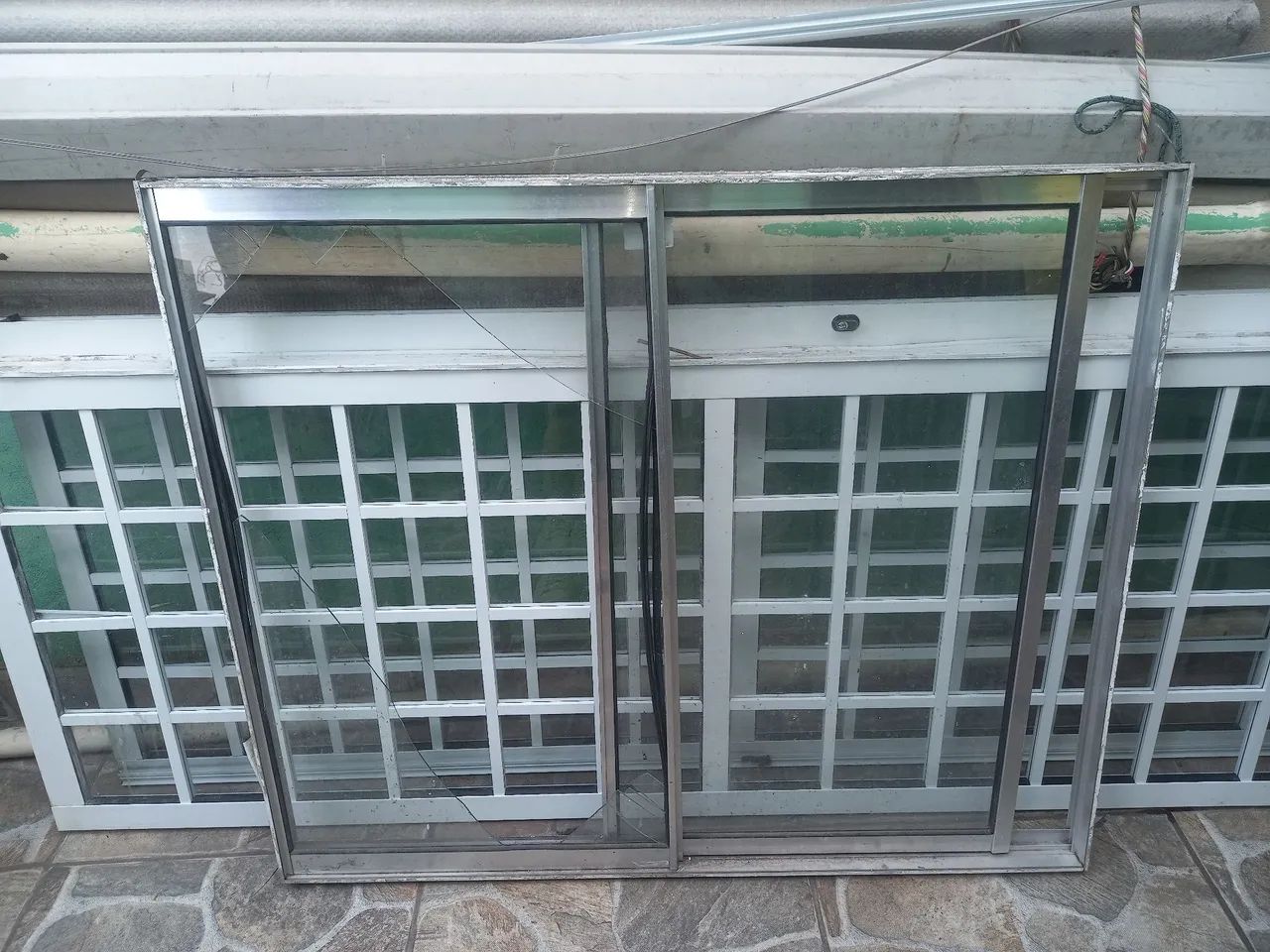 Janelas de Alumínio Usada