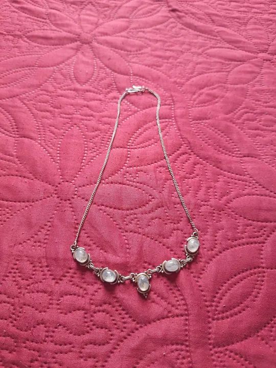 Colar prata com pedras de lua - Foto 3
