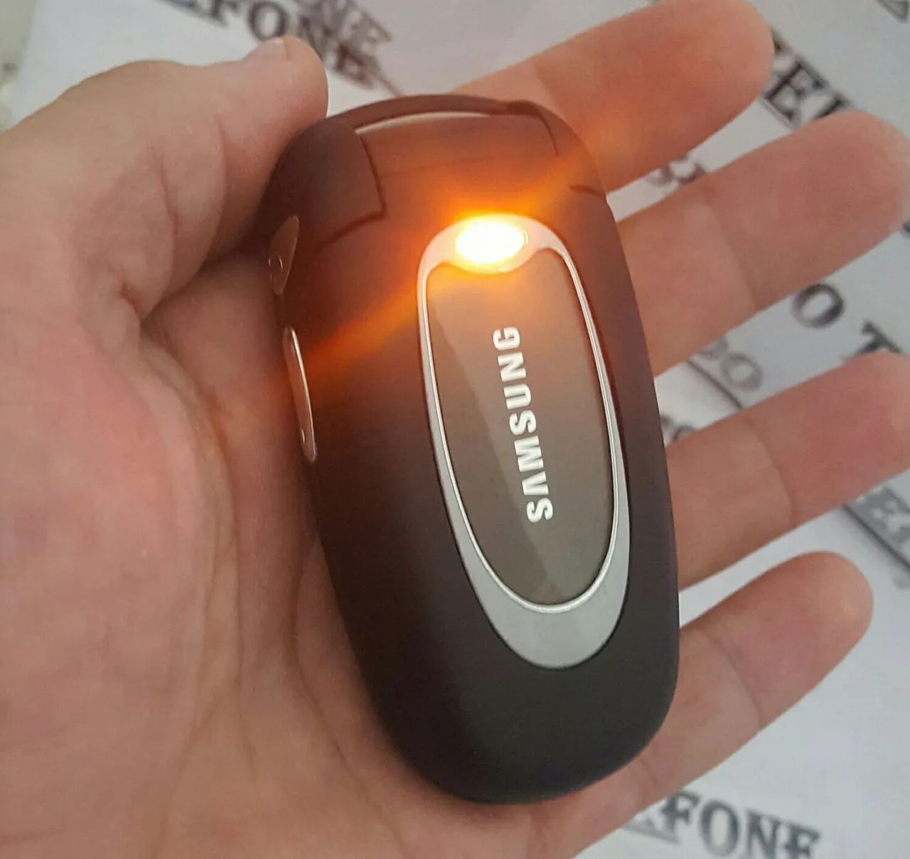 Celular Samsung x480 fip lindo RELÍQUIA celular antigo - Foto 2