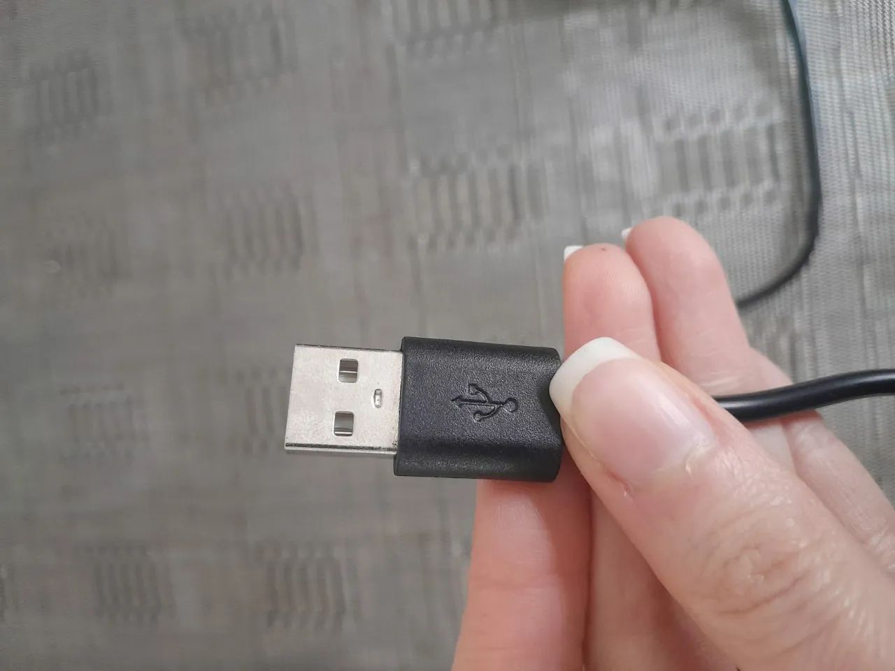 Cabo usb (carregador celular)