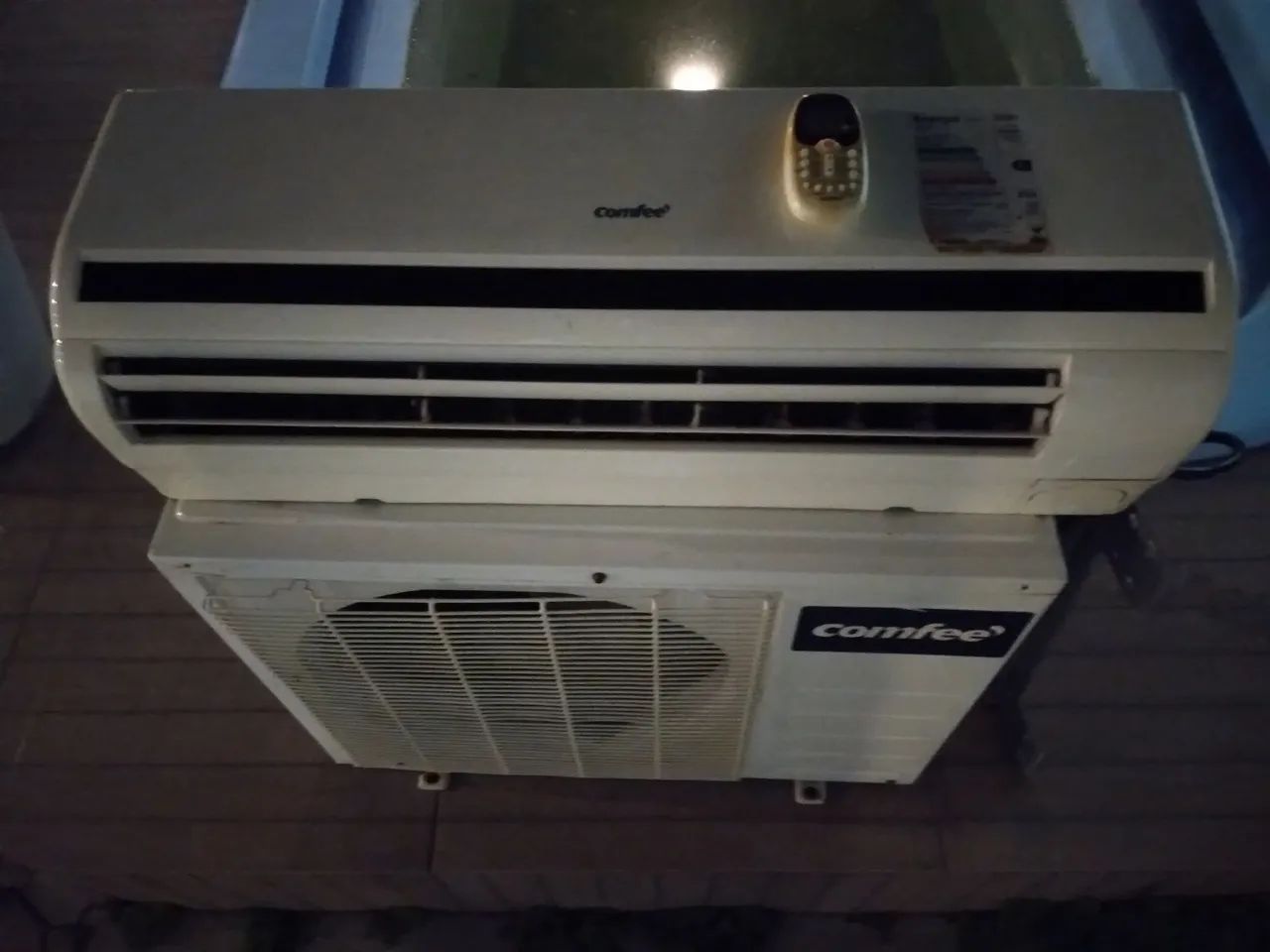 Ar 12 mil btus top.vendendo porque comprei inverter já está com gaz recolhido. - Foto 4