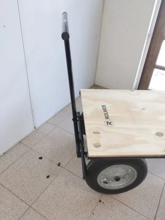carrinho de carga plataforma 4 rodas  300 kg - Foto 6