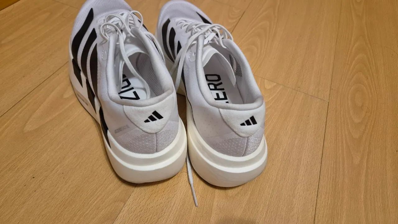 ADIDAS ADIZERO EVO SL 41 - Foto 4